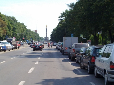 Stra&szlig;e des 17. Juni met Siegess&auml;ule