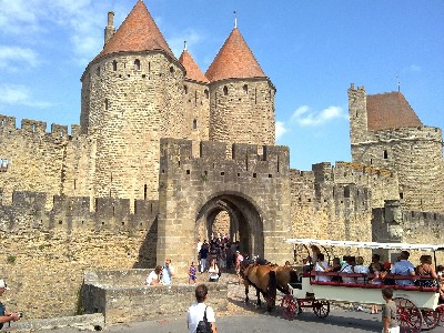 De toegang tot de oude stad