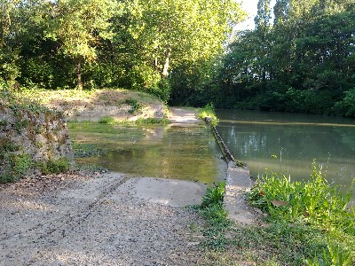 De overloop van het Canal du Midi ......