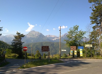 De eerste Apennijnenpas, Passo dei Carpinelli, 842 meter