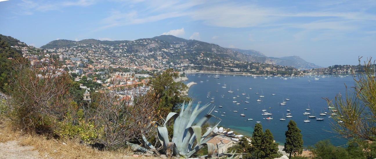 Blik op Villefranche-Sur-Mer