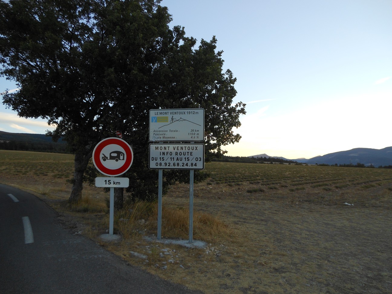 Het begin van de klim naar de Mont Ventoux vanuit Sault