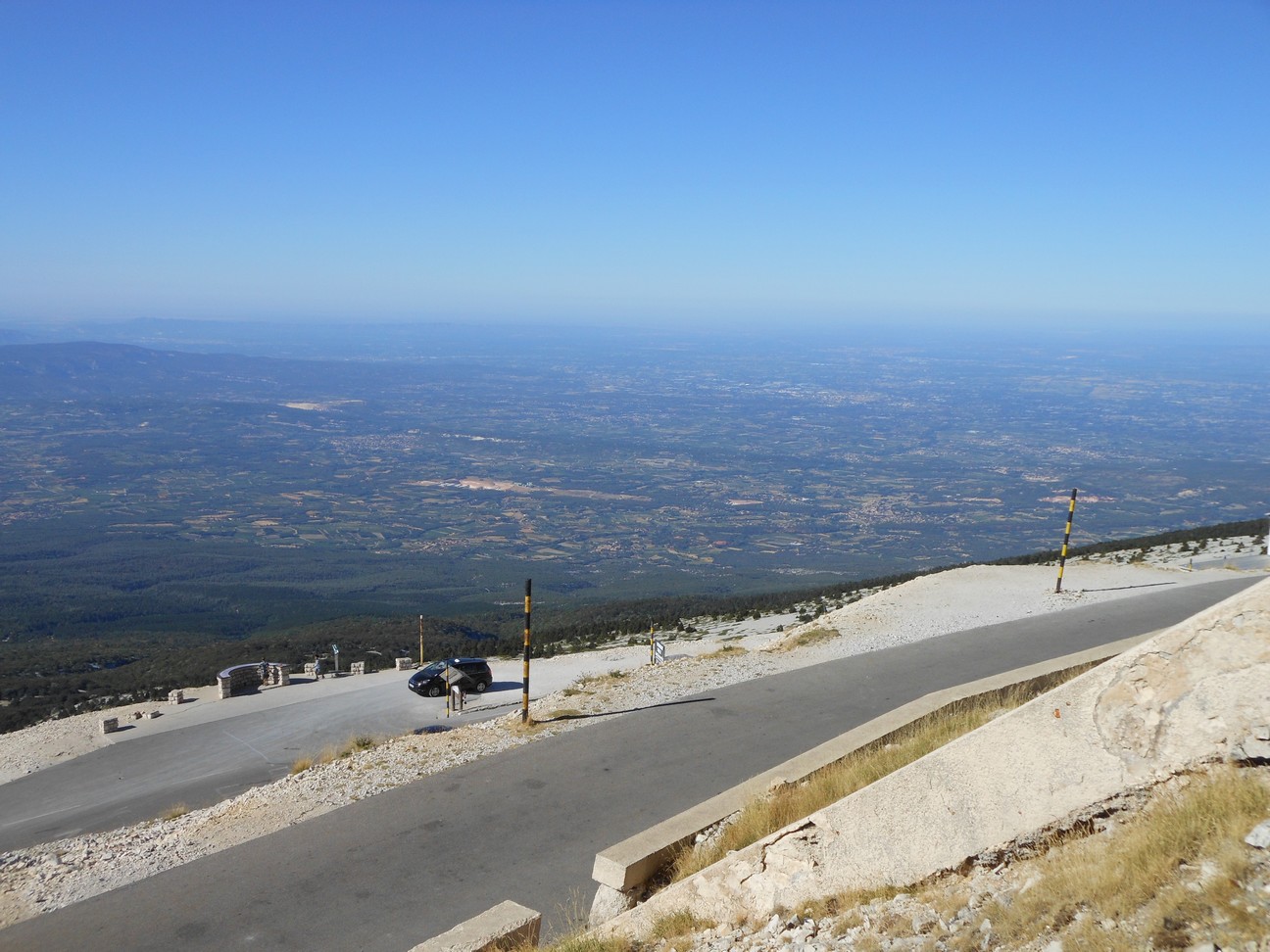 Hoog boven de vlakte